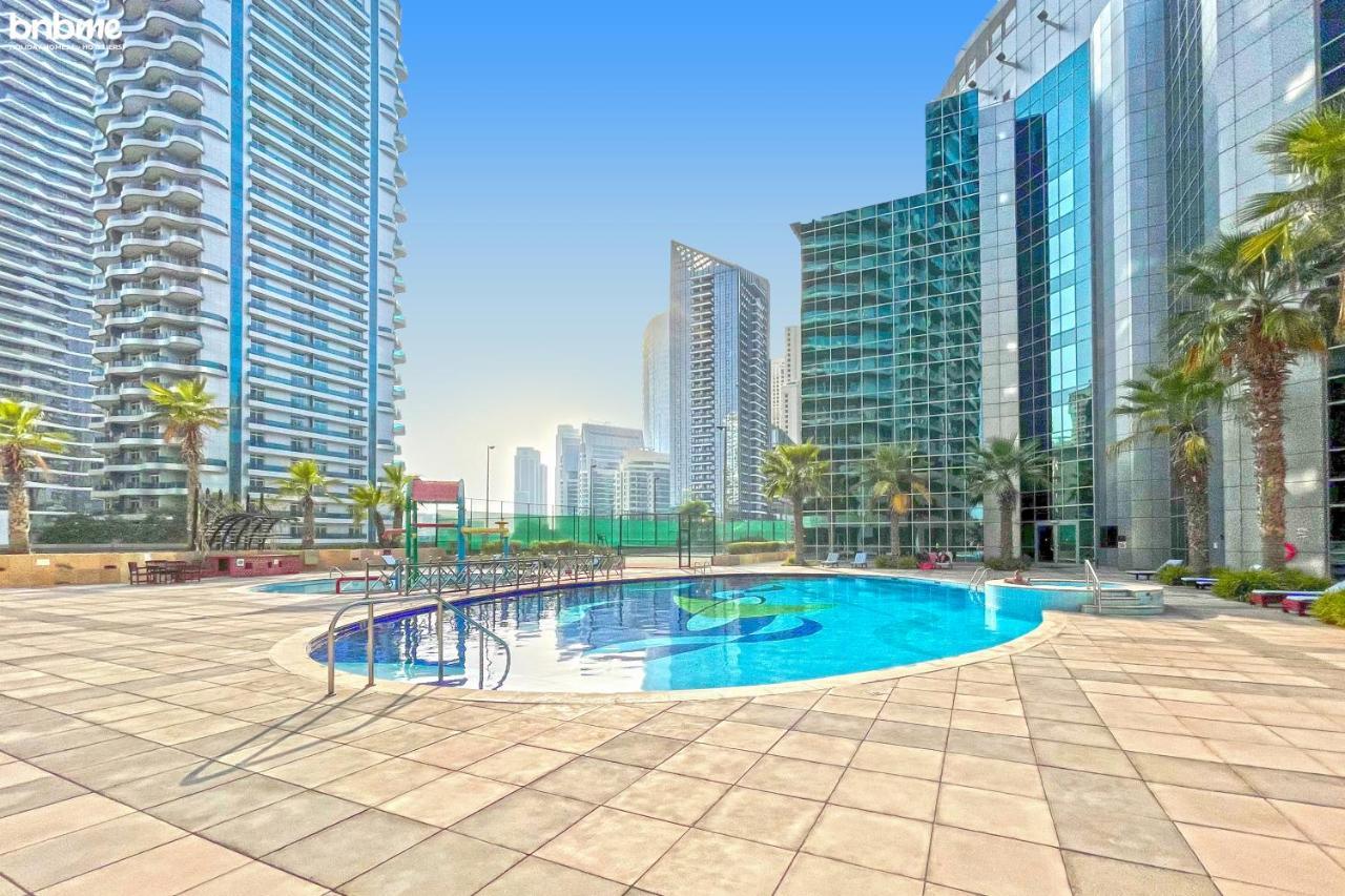 Bnbmehomes - Sit Back & Enjoy Seeing The Luxury Yachts Drive By - B67 Dubai Exterior foto